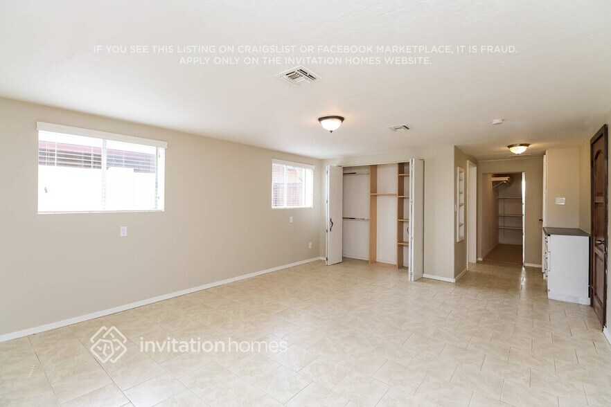 Building Photo - 525 W 6th Dr