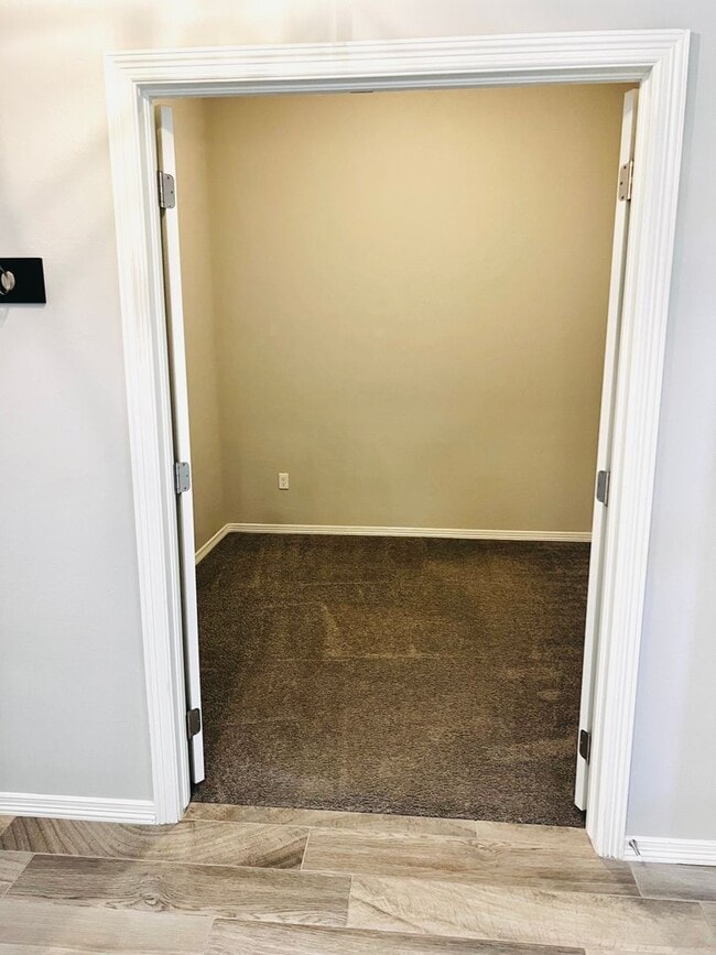 Building Photo - Beautiful 3BD 2BA w/ Bonus Room Located in Edmond's Falls at Vista Ln Addition!!