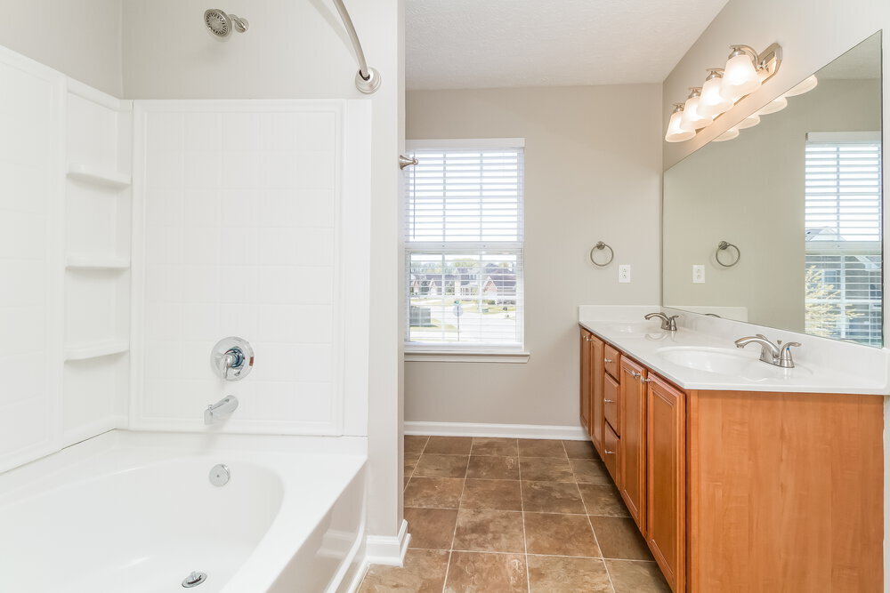 Building Photo - 3334 Perlino Dr