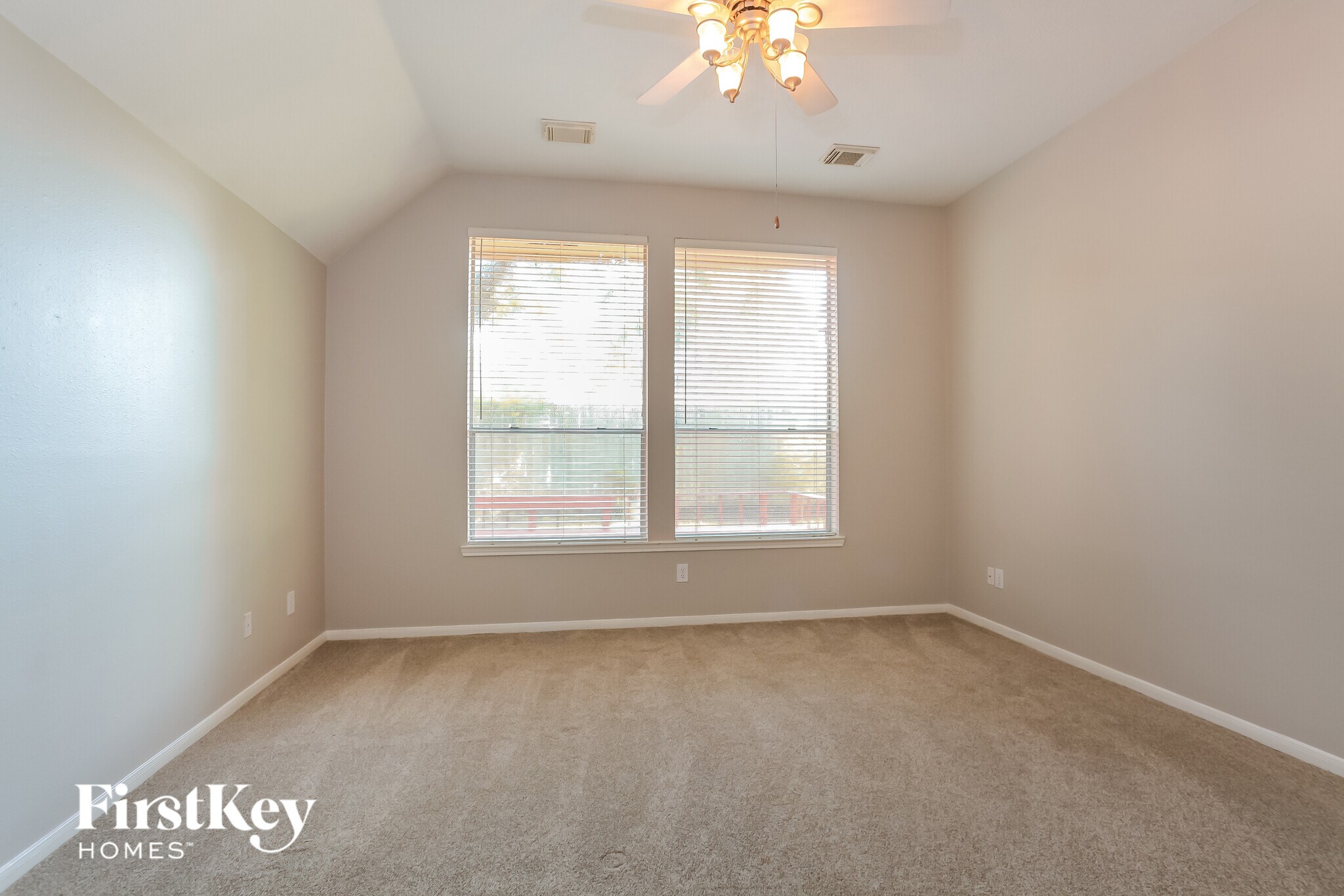 Building Photo - 2115 Mercoal Dr