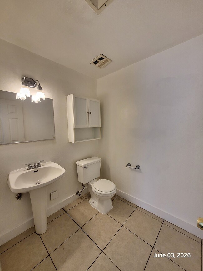 Building Photo - 4456 Buena Vista Dr