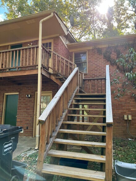Back Stairs - 1915 Patterson Ct