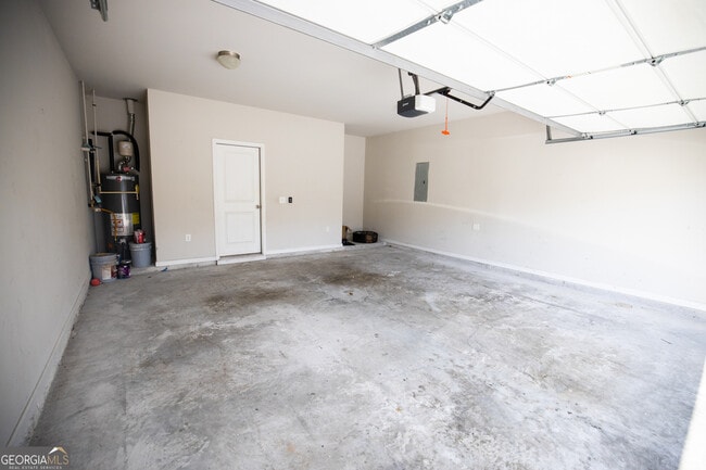 Building Photo - 7955 Pikefarm Trl