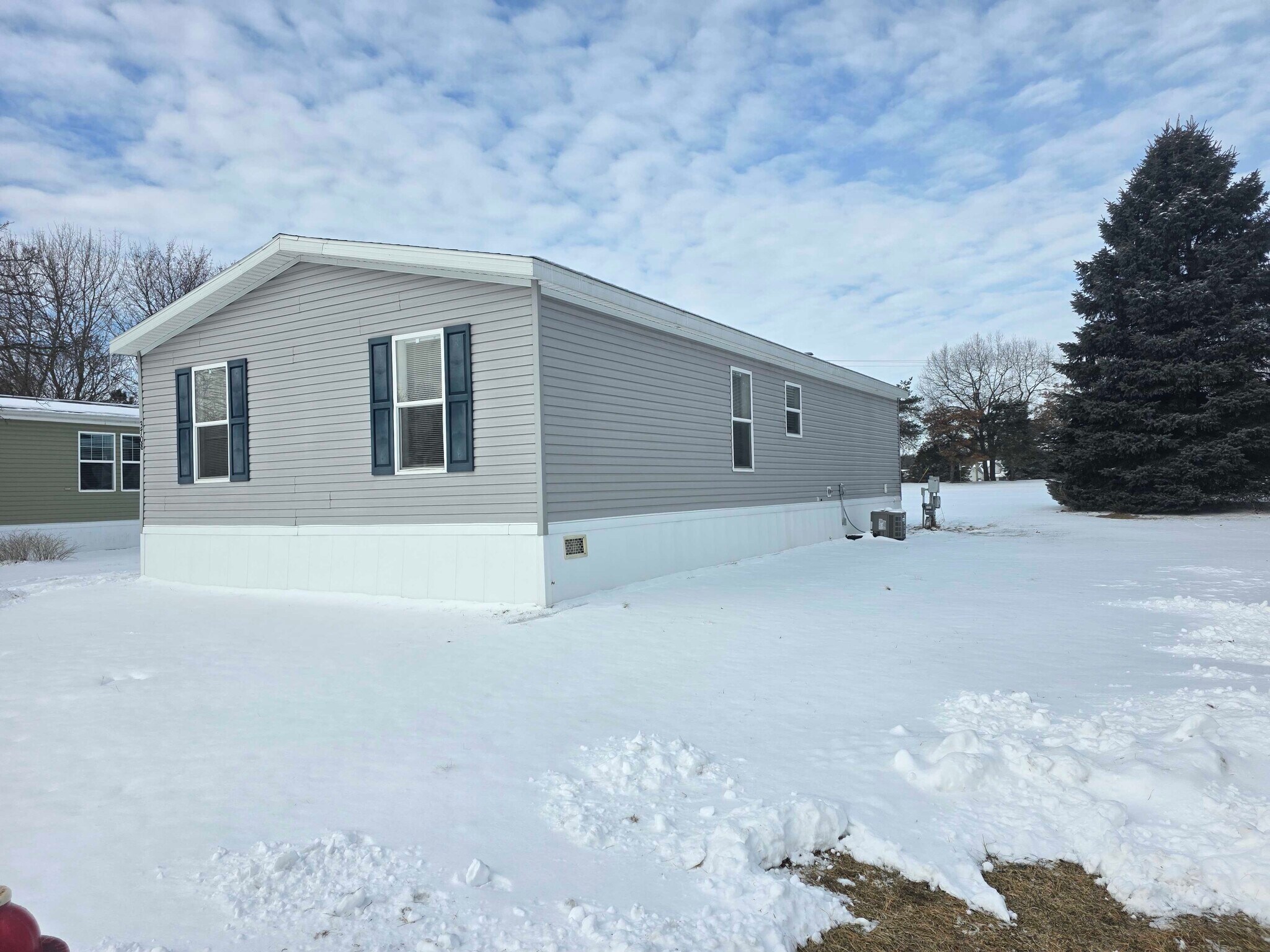 Building Photo - 3708 Cedar Loop