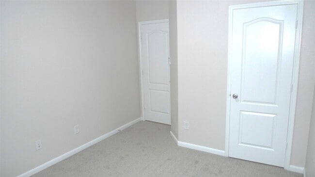 Building Photo - 6707 Lindale Springs Ln