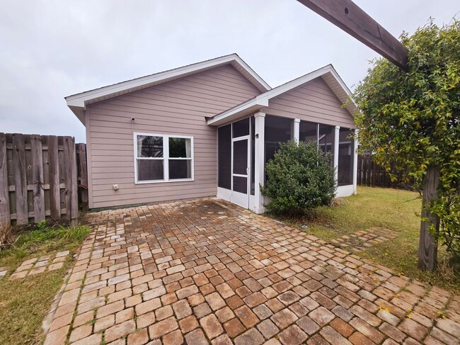 Building Photo - 138 Kaelyn Ln