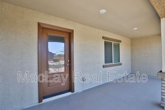 Building Photo - 3830 N Tulsa Ln