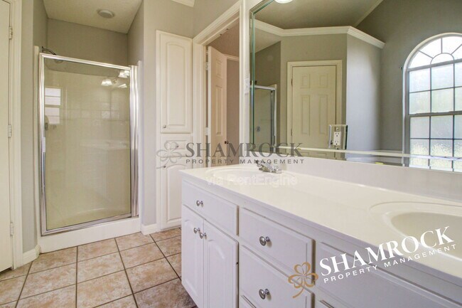 Building Photo - 3005 Comanche Trail