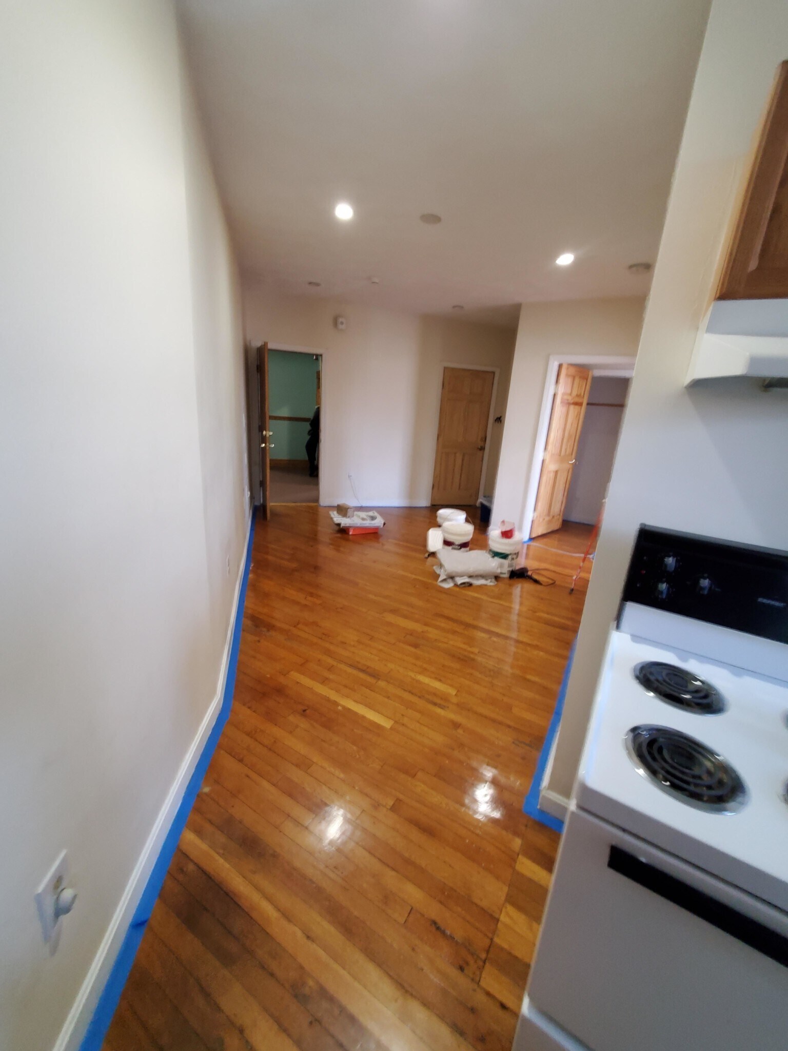 Building Photo - 376 Riverway