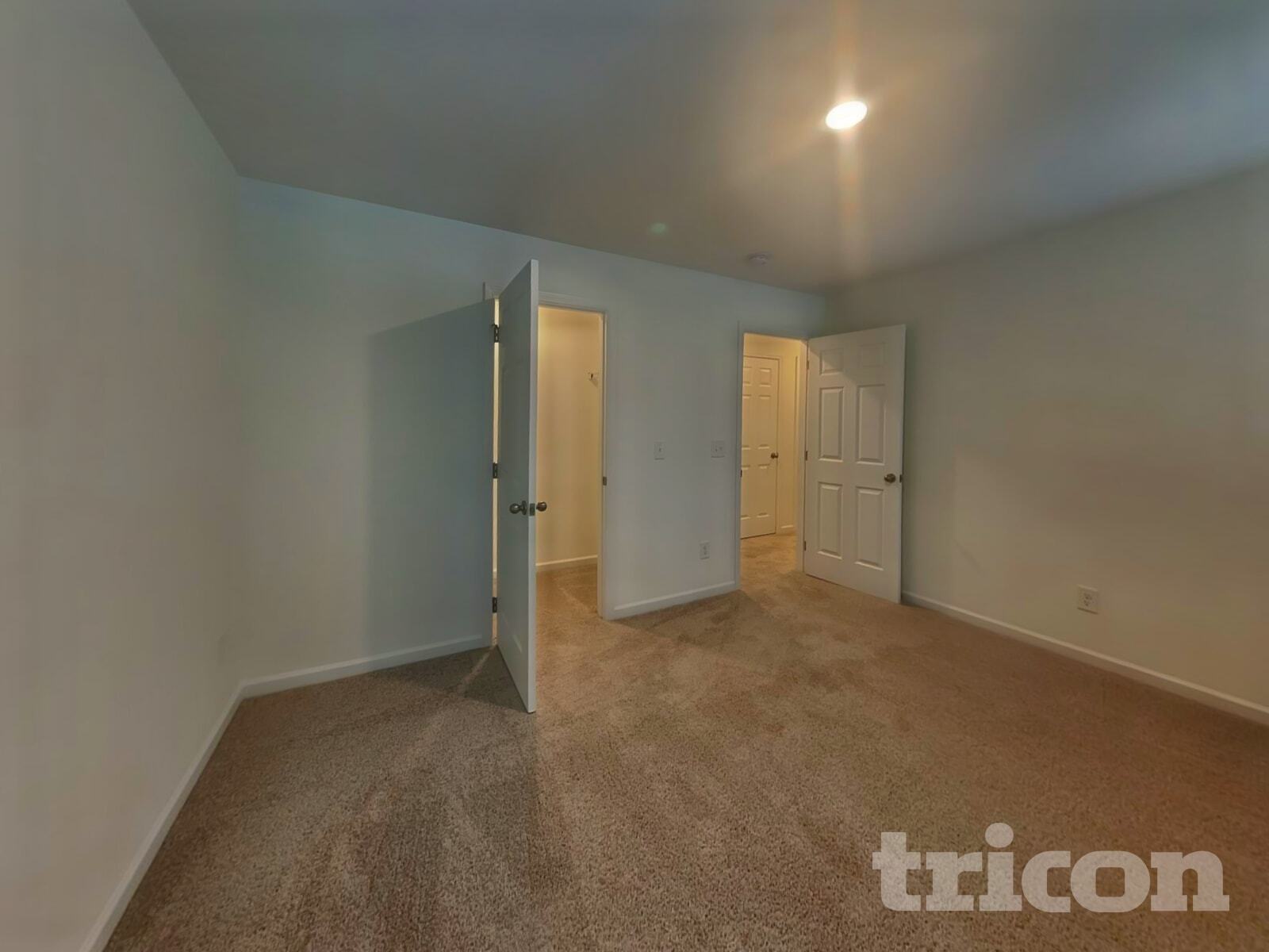 Building Photo - 177 Crabourne Dr