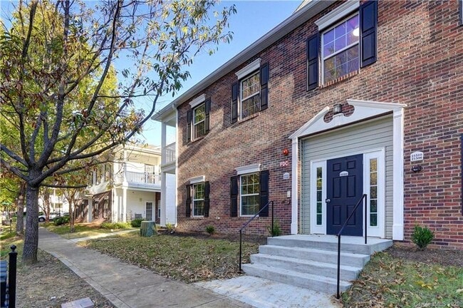 Primary Photo - 21512 Aftonshire Dr