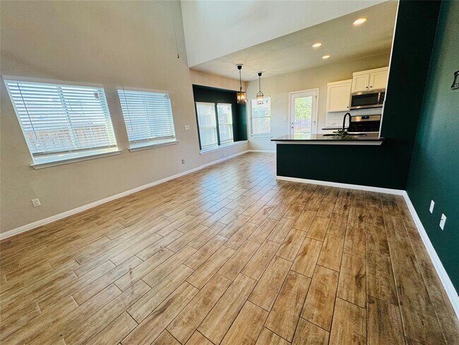 Building Photo - 718 Nautical Lp