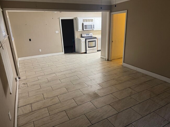 Building Photo - 3922 Halls Ferry Rd