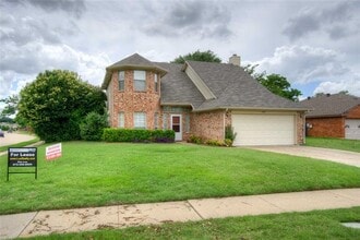 Building Photo - 6701 Hornbeam Ct