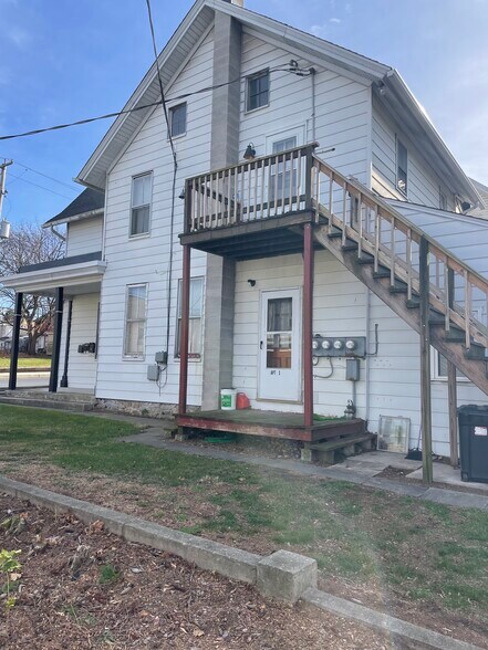 Building Photo - 6 S 2nd St