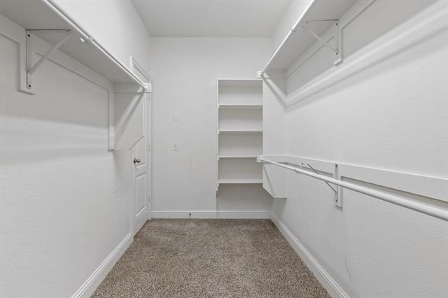Building Photo - 920 Kinghaven Dr
