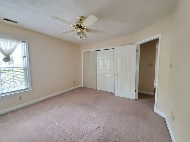 Building Photo - 3508 Gowan Ln