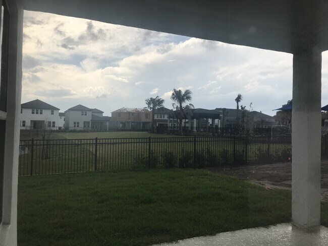 Building Photo - 5 Bedroom Westside Village Community