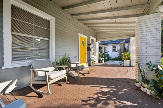 Building Photo - 5911 N Highland Ave