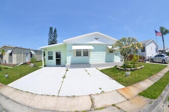 Building Photo - 1931 Coco Plum St NE