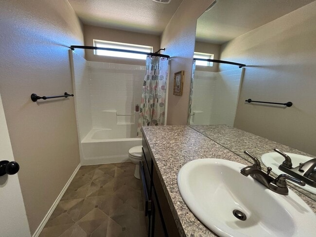 Building Photo - Wonderful Home in North Fort Collins