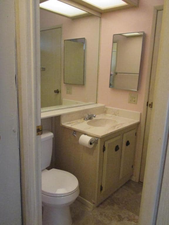 Building Photo - 760 Santo Tomas Dr