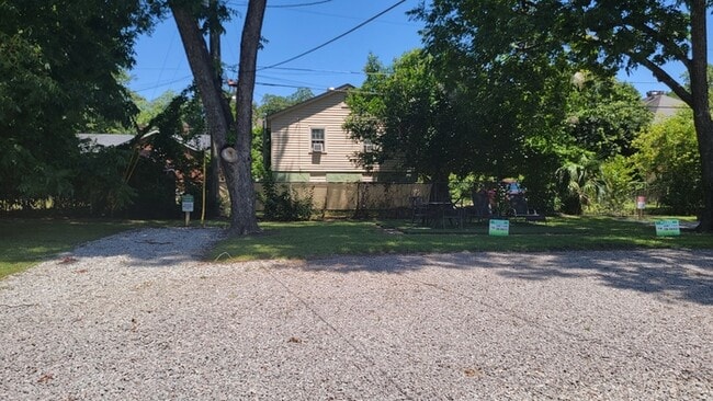 Building Photo - 2312 Marion St