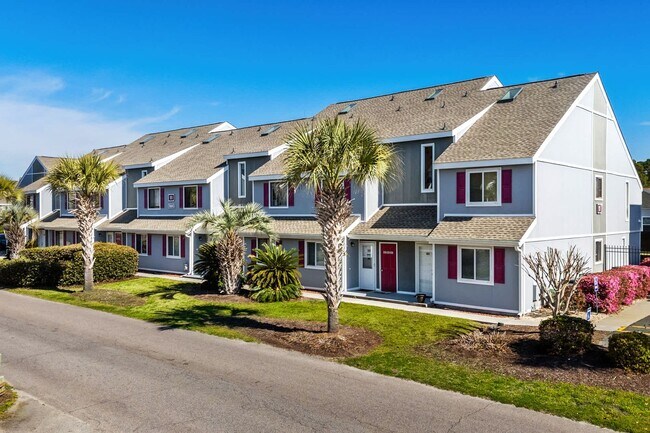 Building Photo - ***Free Utilities ***All Inclusive Seasonal Rental Available November 4, 2025 - March 31, 2026