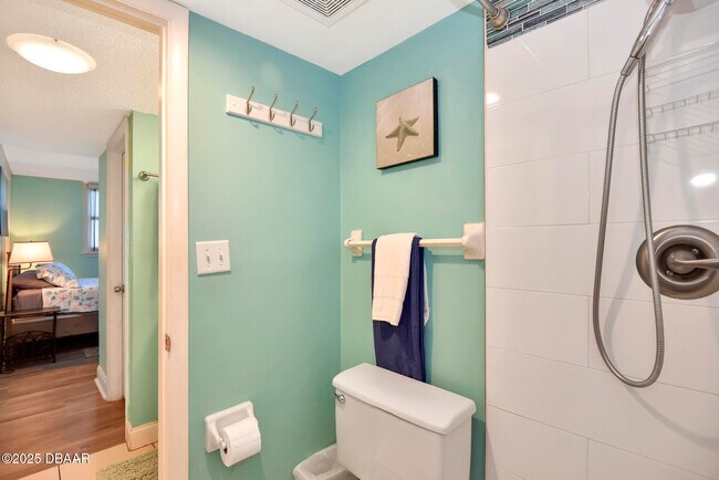 Building Photo - 4495 S Atlantic Ave