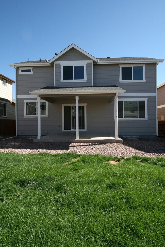 Building Photo - Beautiful 4 bedroom home available in Peyton!