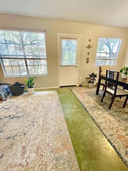 Building Photo - 7103 Woodhue Ct