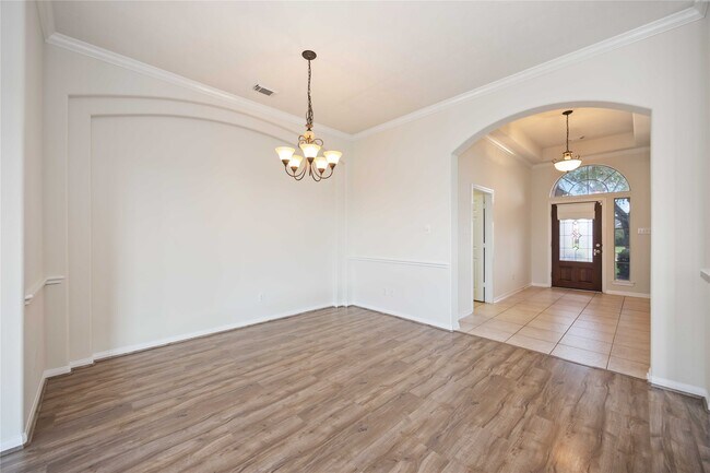 Building Photo - 24623 Blane Dr