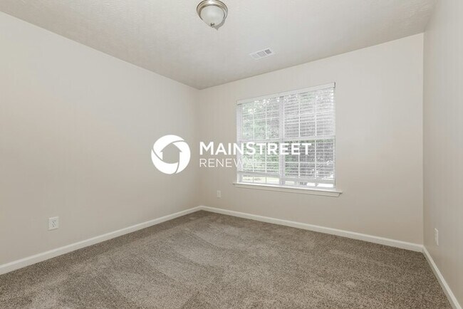 Building Photo - 5 Bedroom Pet-Friendly Home in McDonough, ...