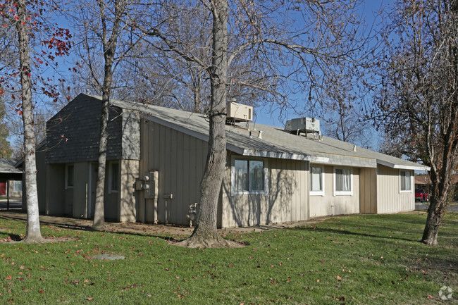 Building Photo - Pleasant Valley Pines Apartments