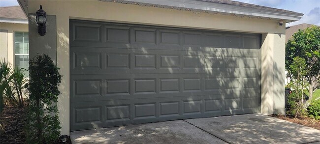 Building Photo - 1109 China Aster Way
