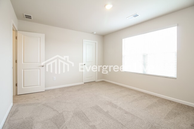 Building Photo - now