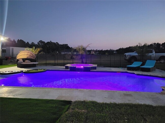 Building Photo - 12625 Sweet Hill Rd