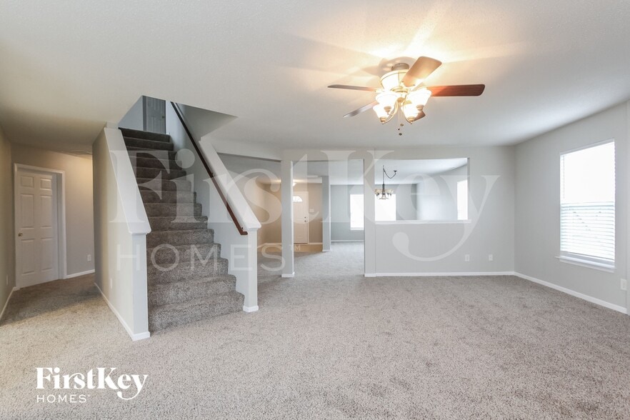 Building Photo - 1180 King Maple Dr