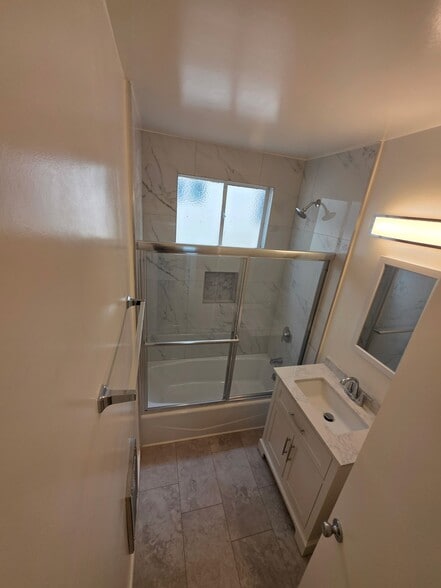 Building Photo - 4469 Murietta Ave