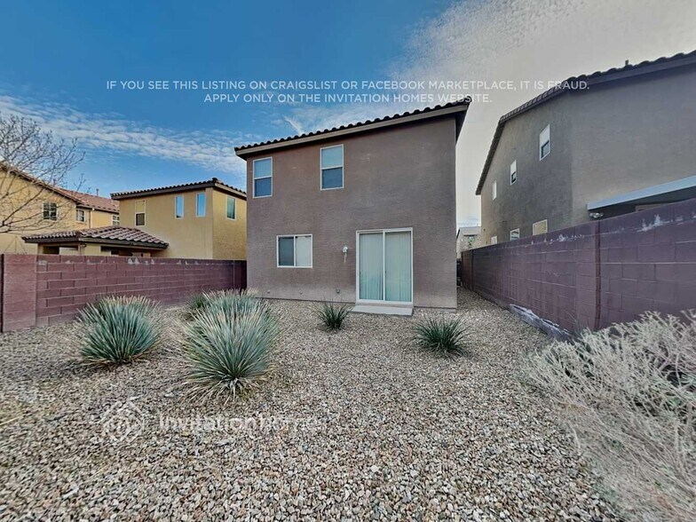 Building Photo - 9334 Shawnee Mission Ave