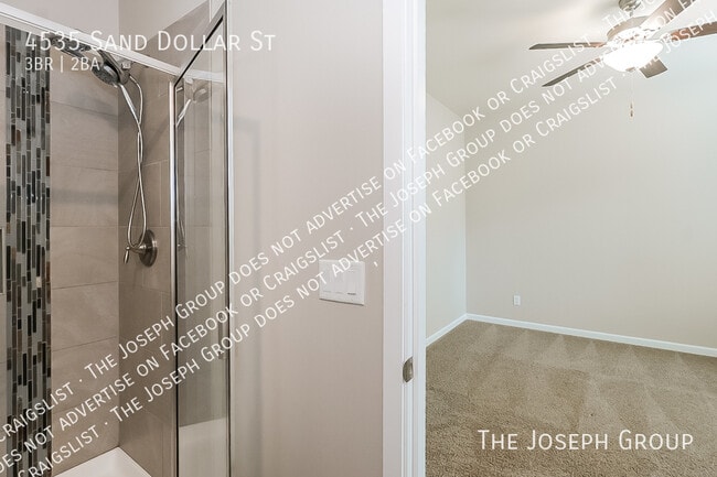 Building Photo - 4535 Sand Dollar Dr