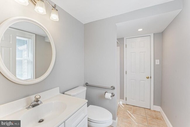 Building Photo - 4236 Florida Ave