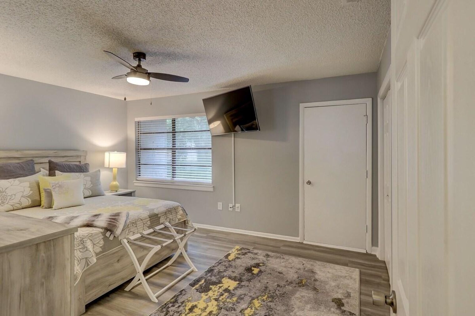 Building Photo - 400 William Hilton Pkwy