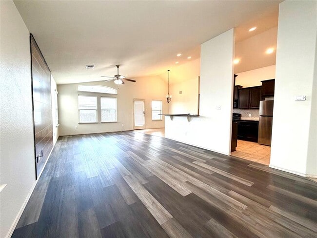 Building Photo - 500 Obsidian Ln