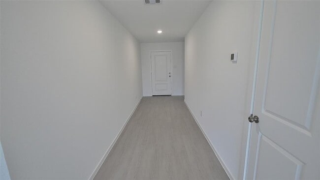 Building Photo - 26814 Feather Reed Dr
