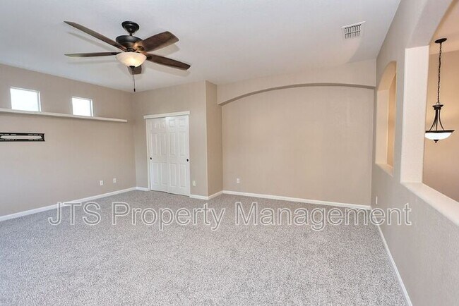 Building Photo - 2040 San Esteban Cir