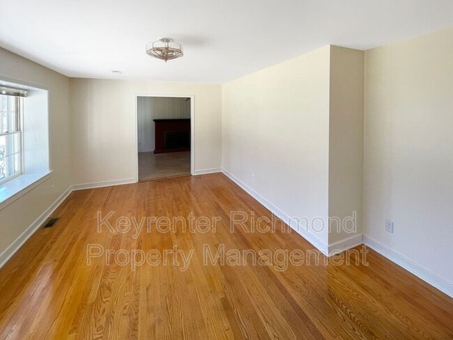 Building Photo - 120 Stanmore Rd