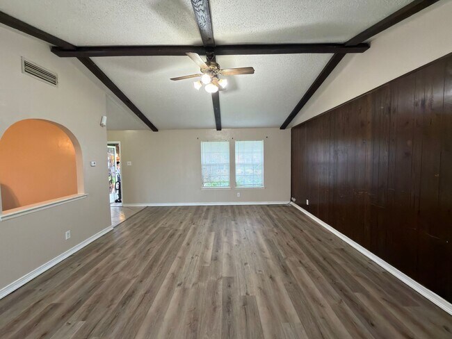 Building Photo - Brand-new flooring throughout the entire home