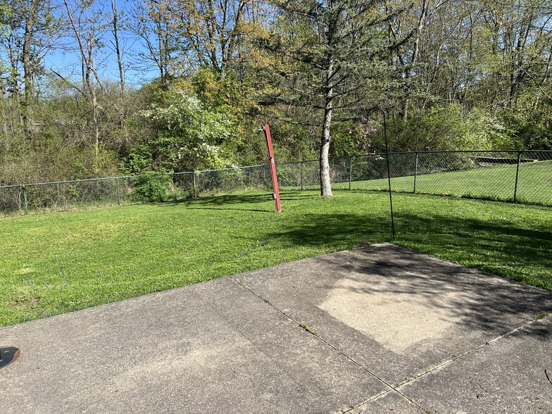 Back Yard - 5633 Opal St
