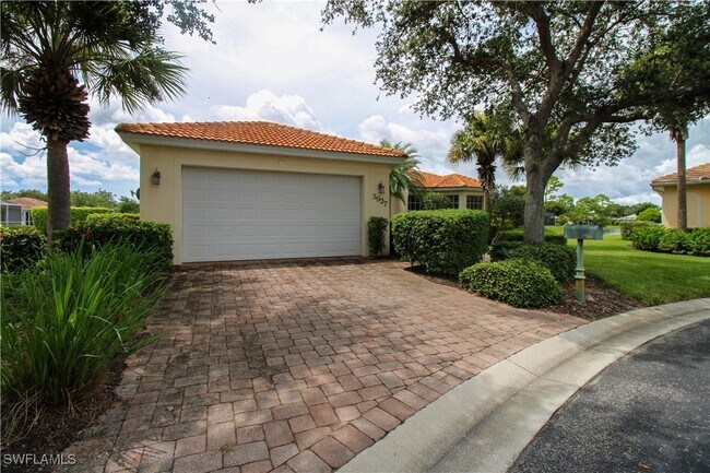Building Photo - 3927 Aurora Ct
